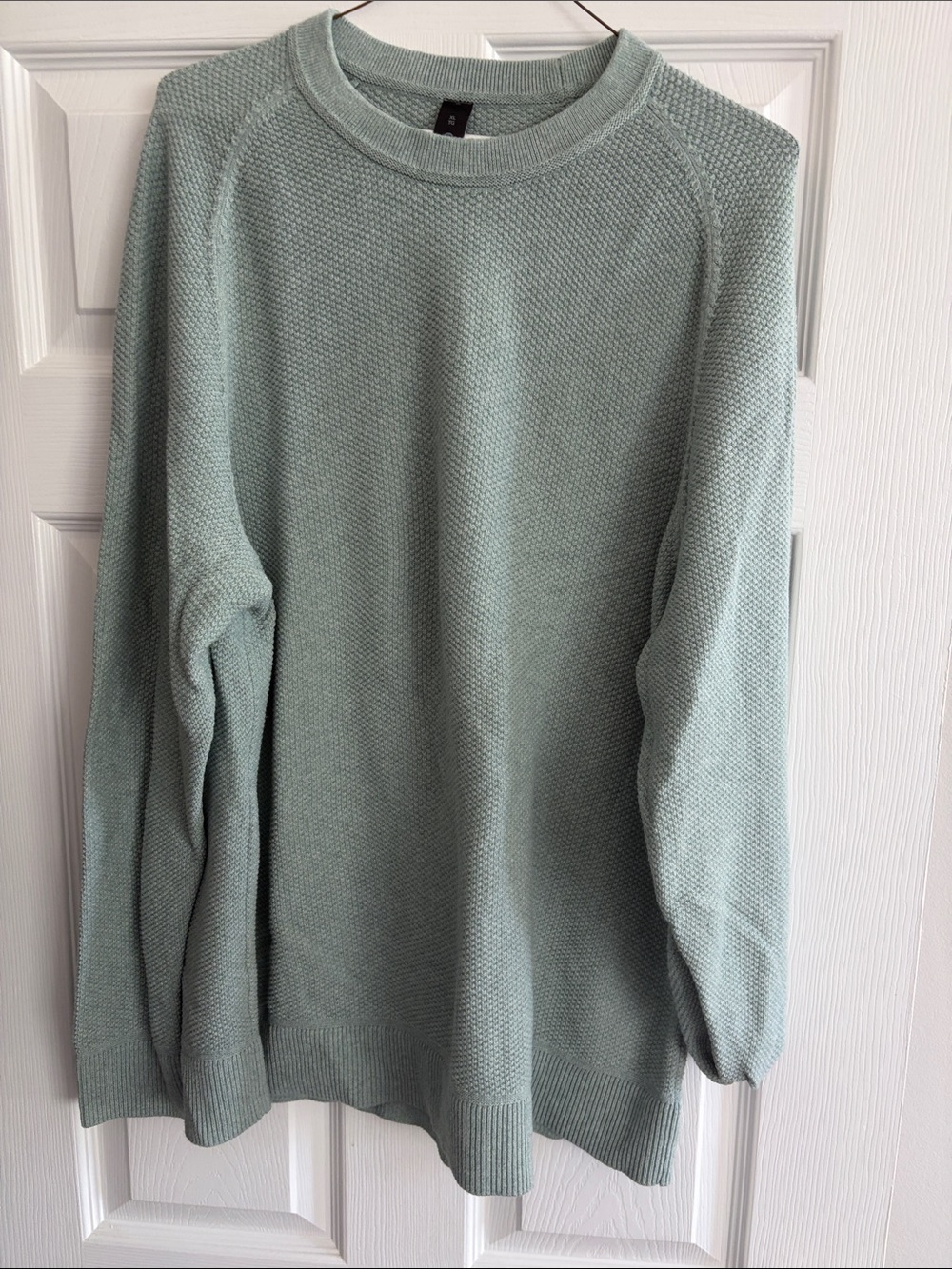 lululemon athletica Mint Green Men’s Crewneck Sweater